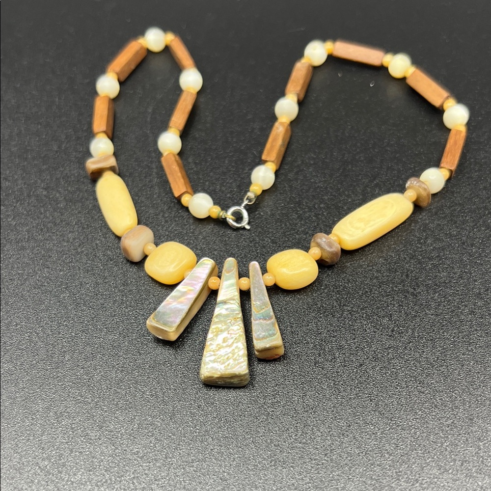 Vintage Southwestern Sterling Silver 16" Beaded Shell Choker Necklace